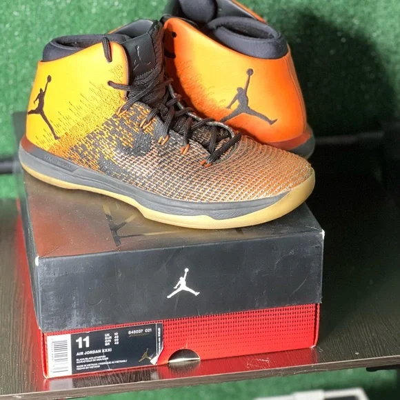 Jordan’s sneakers - Picture 6 of 7